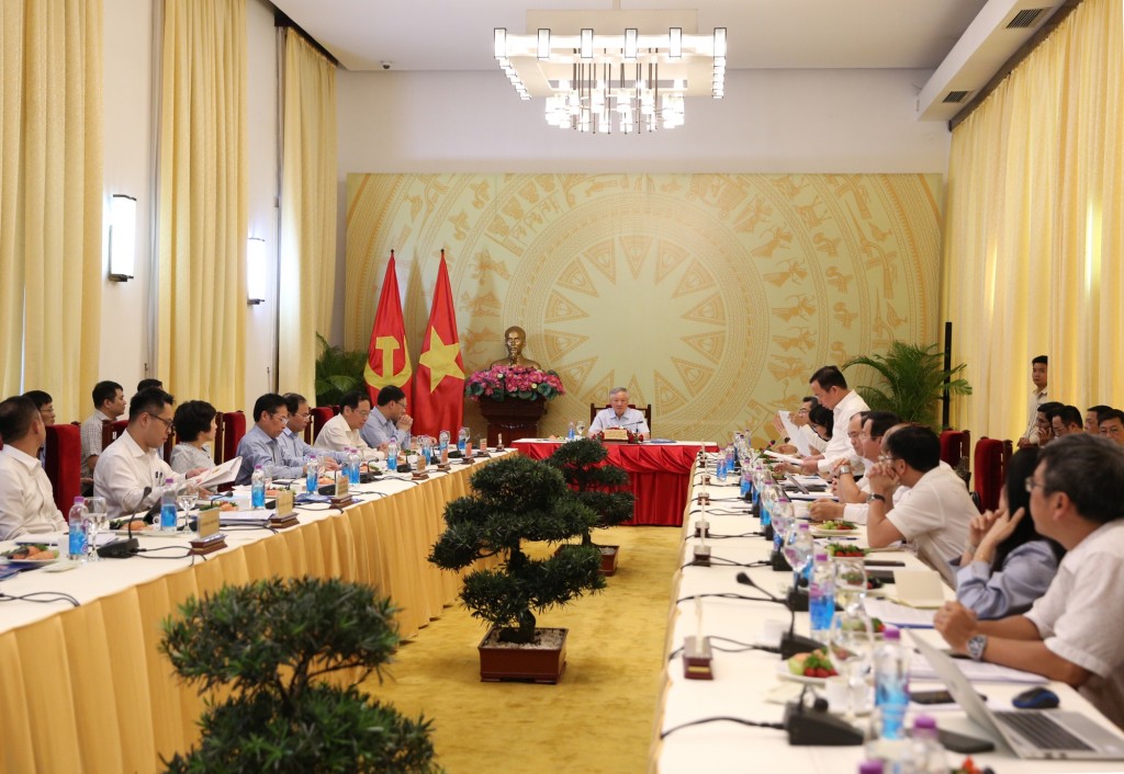 Phó Thủ tướng Thường trực Chính phủ Nguyễn Hòa Bình cho rằng, chất lượng nguồn nhân lực là yếu tố theo chốt, quyết định chất lượng của TTTC - Ảnh: VGP/Nguyễn Hoàng
