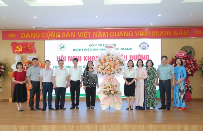 Nâng cao chất lượng công tác điều dưỡng