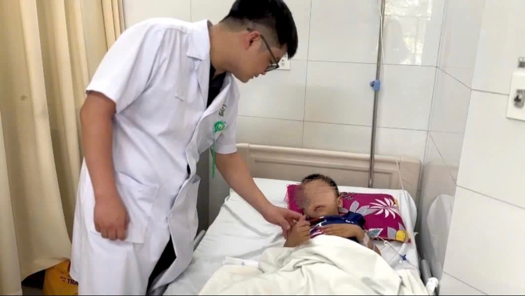 Mới chớm hè, gia tăng tai nạn do máy ép nước mía, hoa quả