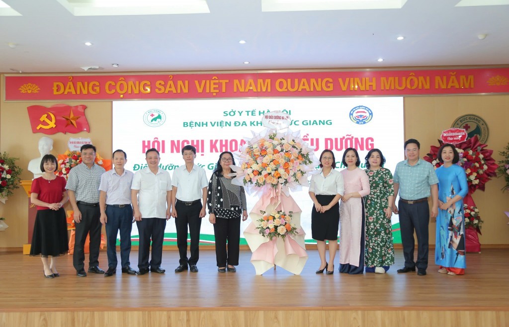 Nâng cao chất lượng công tác điều dưỡng