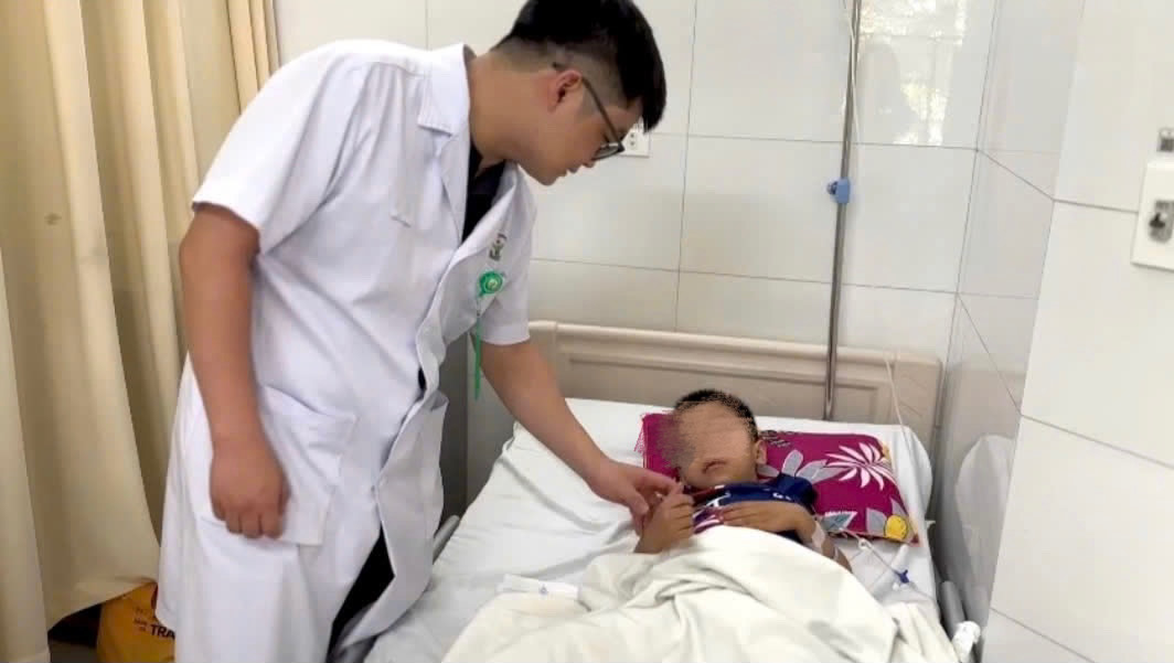 Cảnh báo nguy cơ tai nạn do máy ép nước mía, hoa quả