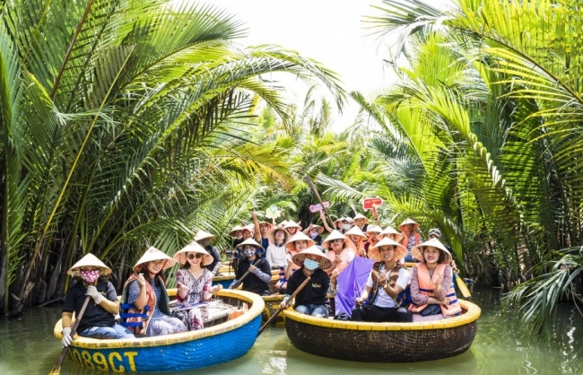Vietravel Hà Nội tưng bừng khuyến mại “Trải nghiệm xanh - Chạm hè chất”