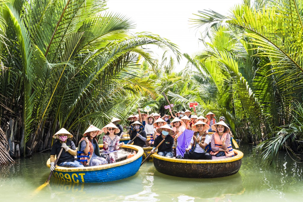 Du lịch theo nhóm – xu hướng nổi bật của mùa hè 2025