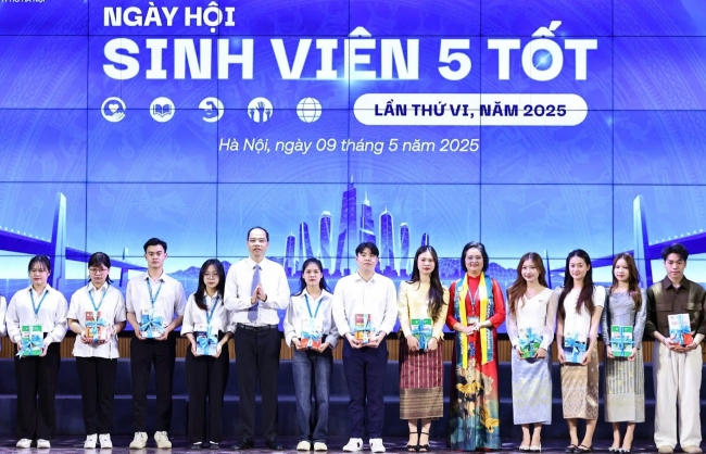 5.000 sinh viên tham gia Ngày hội “Sinh viên 5 tốt” lần thứ VI