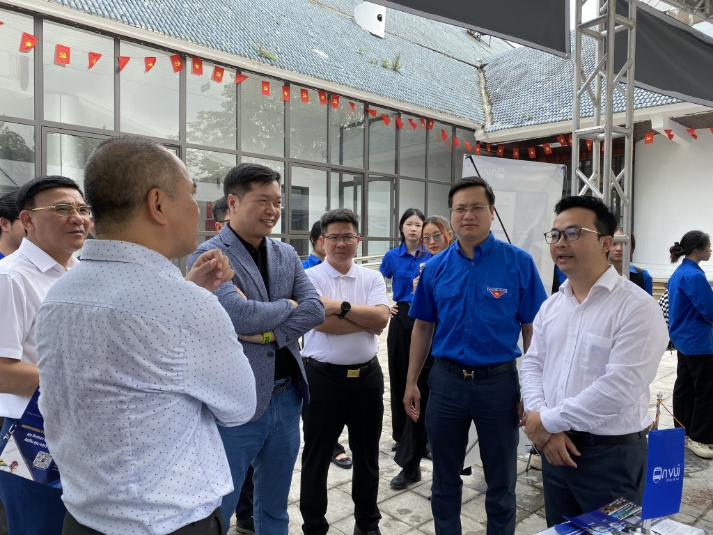 Các vị đại biểu