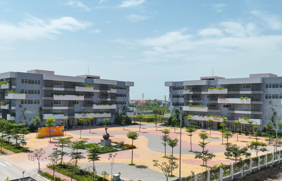 Nghìn tỷ đầu tư cho giáo dục, y tế giúp vùng đất phía Nam Hà Nội thành “nam châm” hút nhân tài