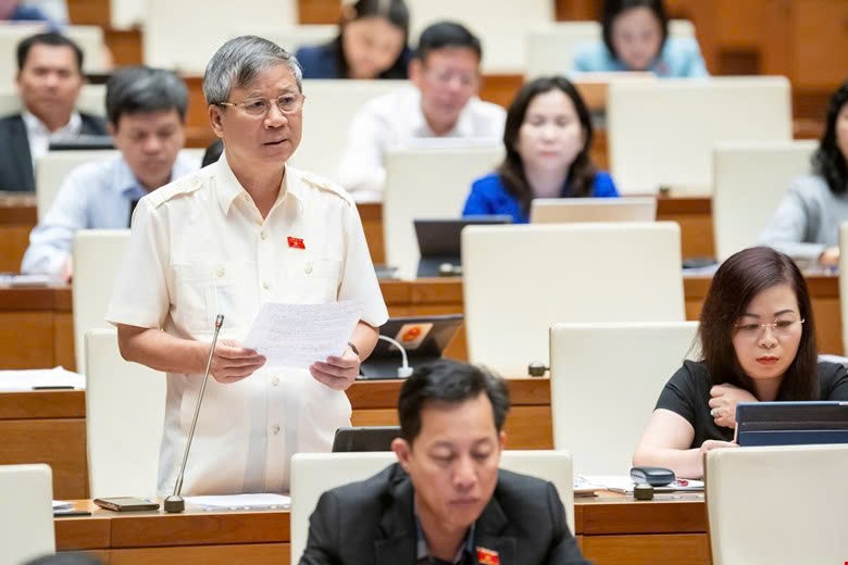 Đại biểu Quốc hội đề nghị tăng mạnh thuế thuốc lá