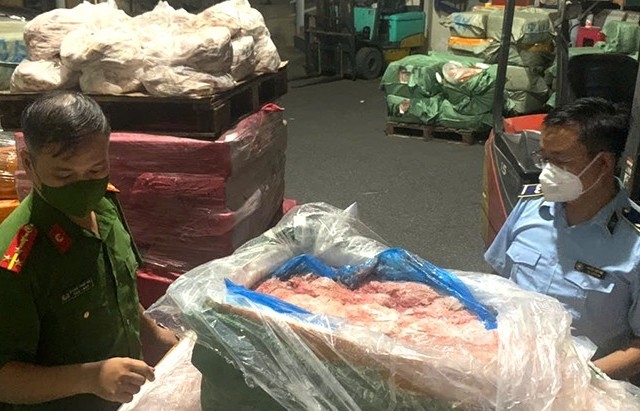 Liên tục phát hiện các vụ thực phẩm bẩn khối lượng lớn