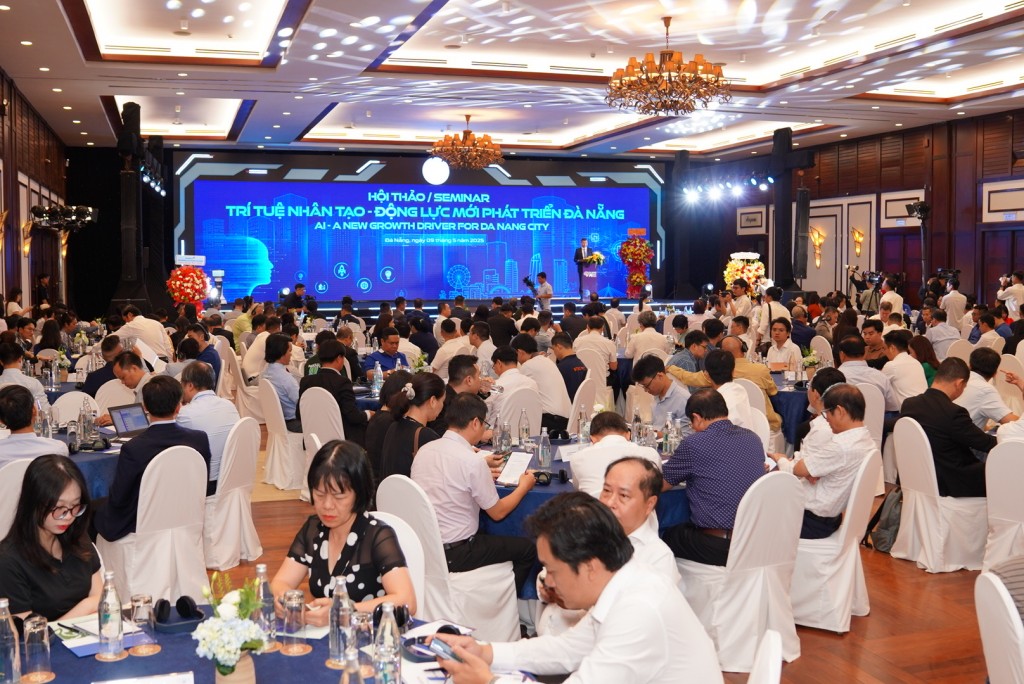 Hội thảo thu hút các chuyên gia công nghệ, các doanh nghiệp, nhà đầu tư, cơ sở đào tạo, y tế và cộng đồng khởi nghiệp đổi mới sáng tạo lĩnh vực AI trong nước và quốc tế (Ảnh Út Vũ)
