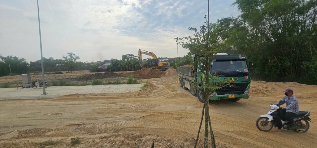 San lấp đất trồng lúa để tạo nguồn thu, liệu có hiệu quả ?