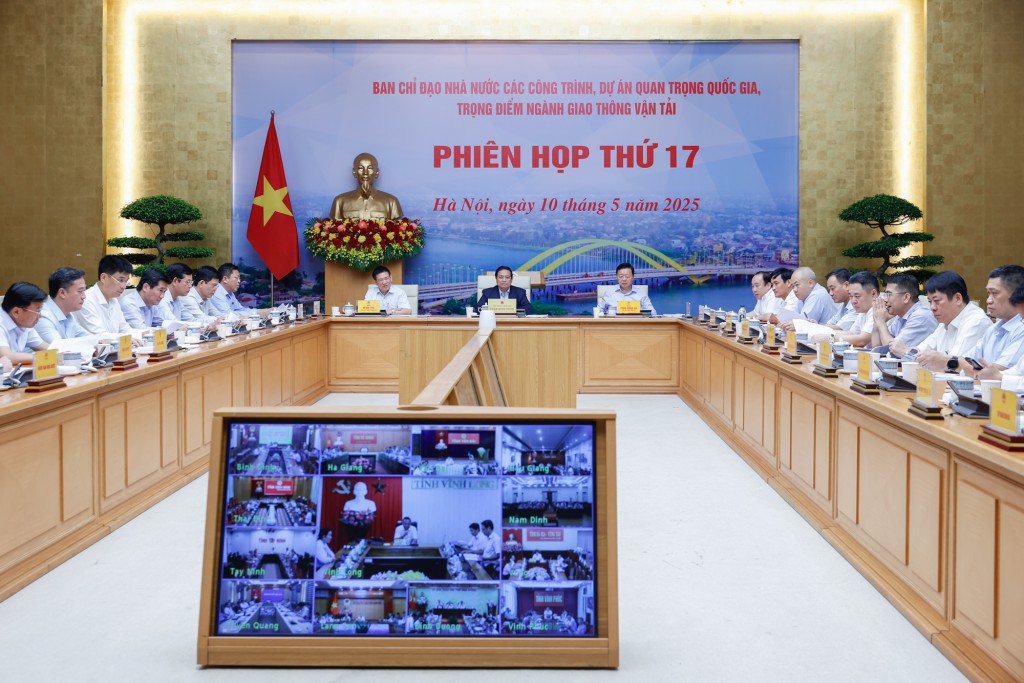 Kể từ khi thành lập, Ban Chỉ đạo đã họp 16 phiên; Thủ tướng Chính phủ, Trưởng Ban Chỉ đạo đã nhiều lần kiểm tra hiện trường, chỉ đạo tháo gỡ các khó khăn, vướng mắc, đôn đốc tiến độ các dự án - Ảnh: VGP/Nhật Bắc