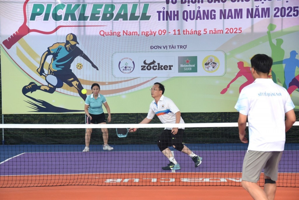 Giải Pickleball Vô địch các CLB tỉnh Quảng Nam năm 2025 chính thức diễn ra tại TP Tam Kỳ  từ ngày 10-11/5, thu hút 438 VĐV từ 33 CLB tham gia. (Ảnh:quangnam.gov.vn)