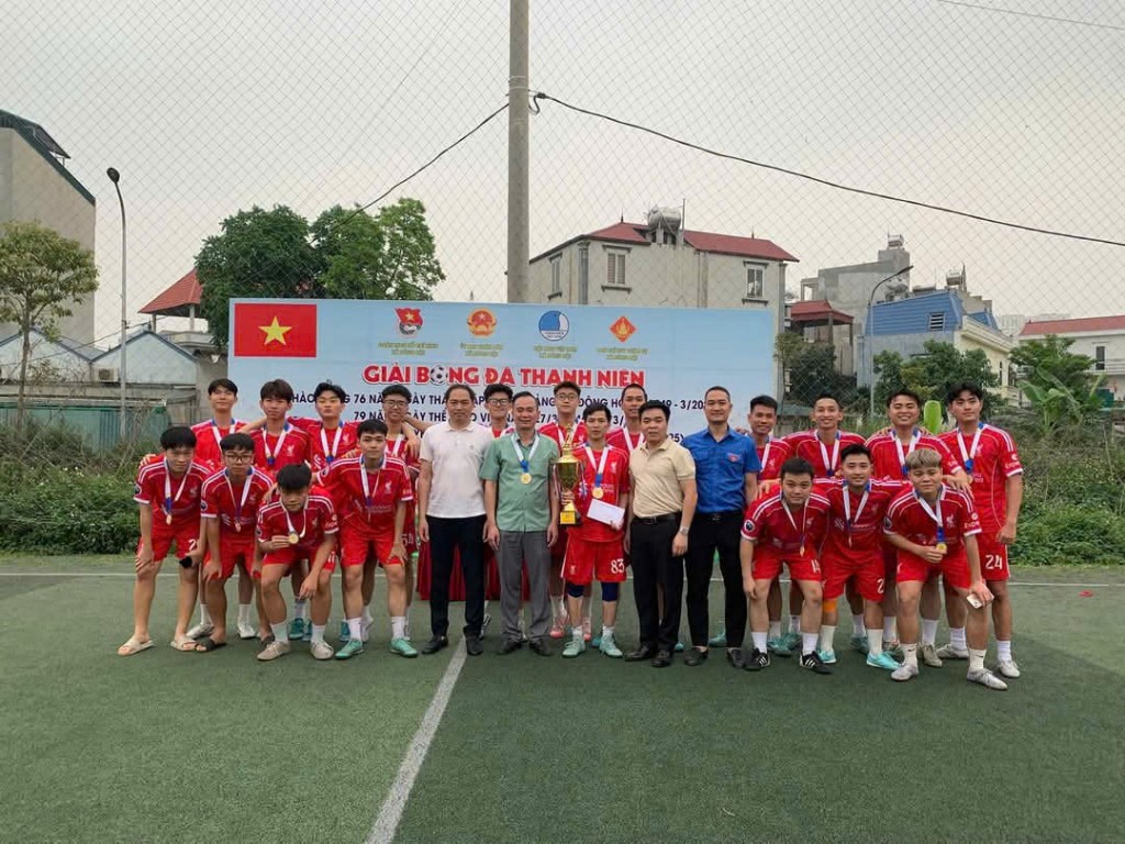Giải bóng đá thanh niên xã Đông Hội tìm được tân vương
