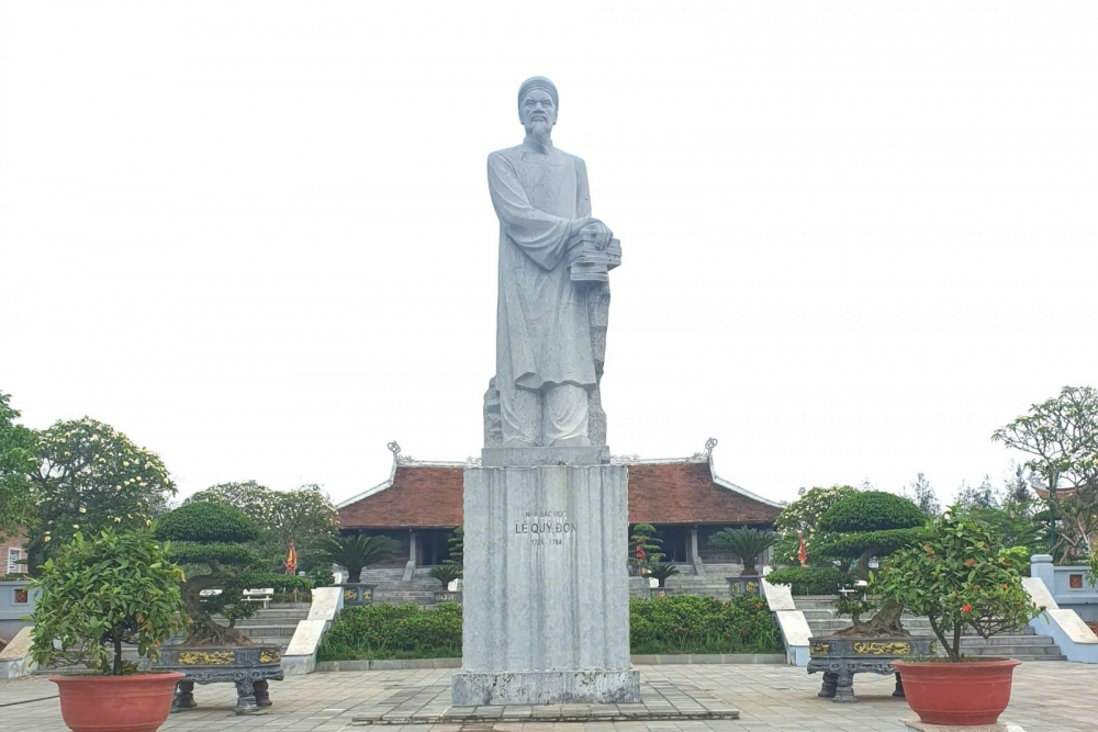 Dâng hương tưởng niệm danh nhân văn hóa Lê Quý Đôn