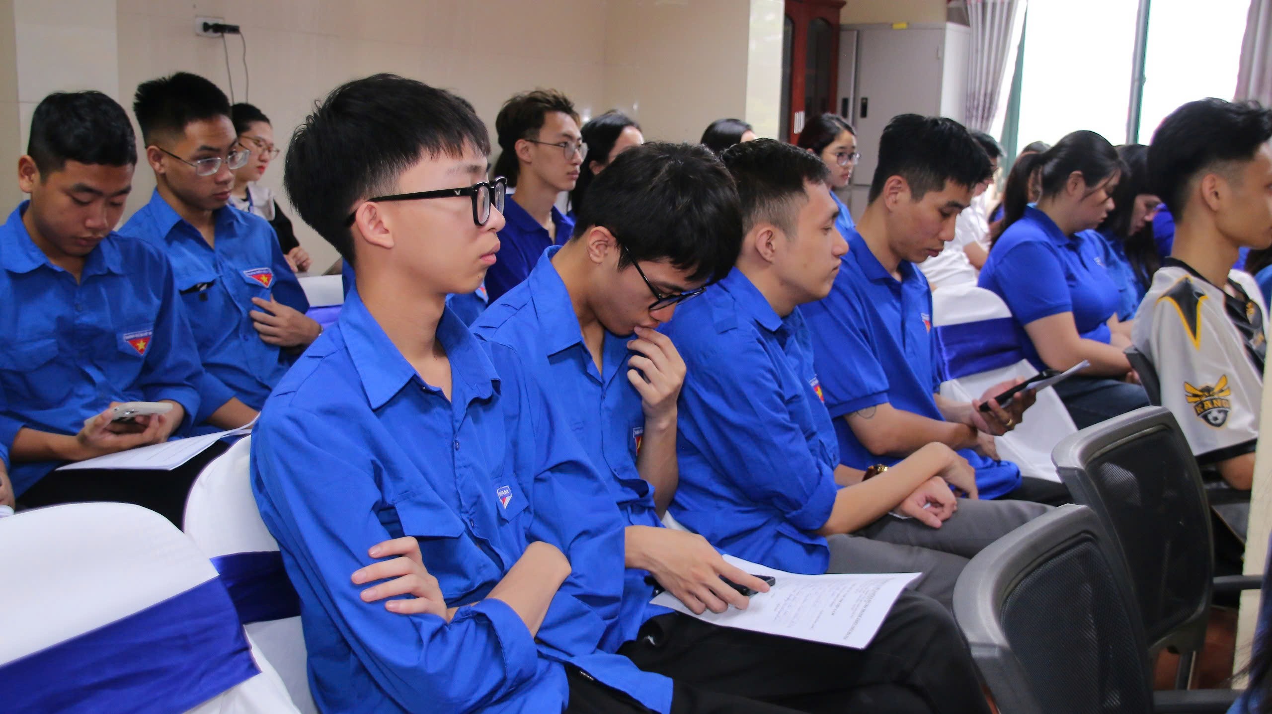 Đoàn viên, thanh niên địa bàn quận Hoàn Kiếm tham dự chương trình