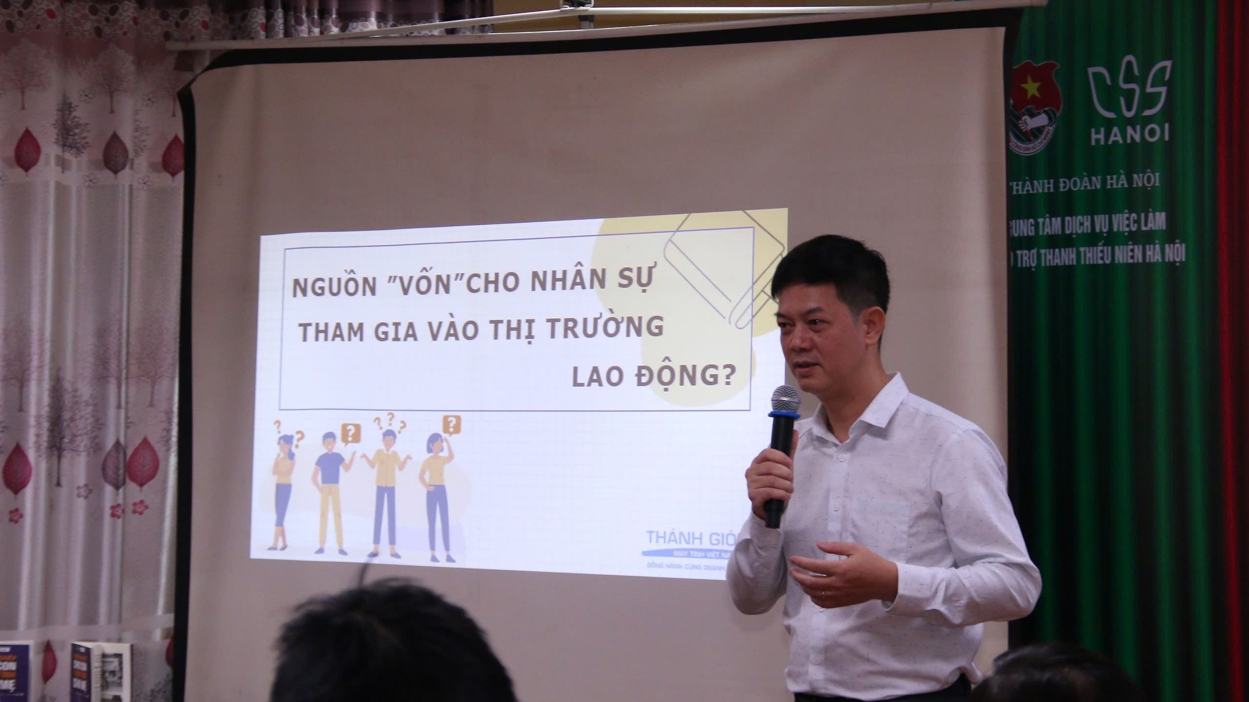 Diễn giả Lại Hoàng Dương – Giám đốc Công ty Cổ phần Truyền thông và Máy tính Thánh Gióng