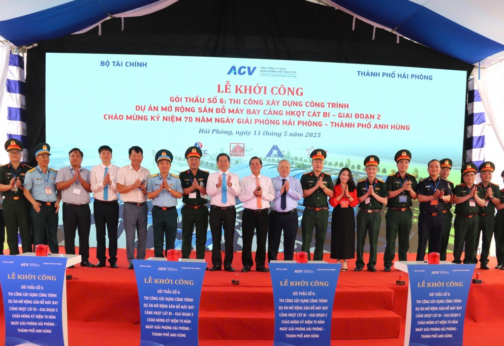 Hải Phòng  gắn biển, khởi công và khánh thành 12 công trình trọng điểm