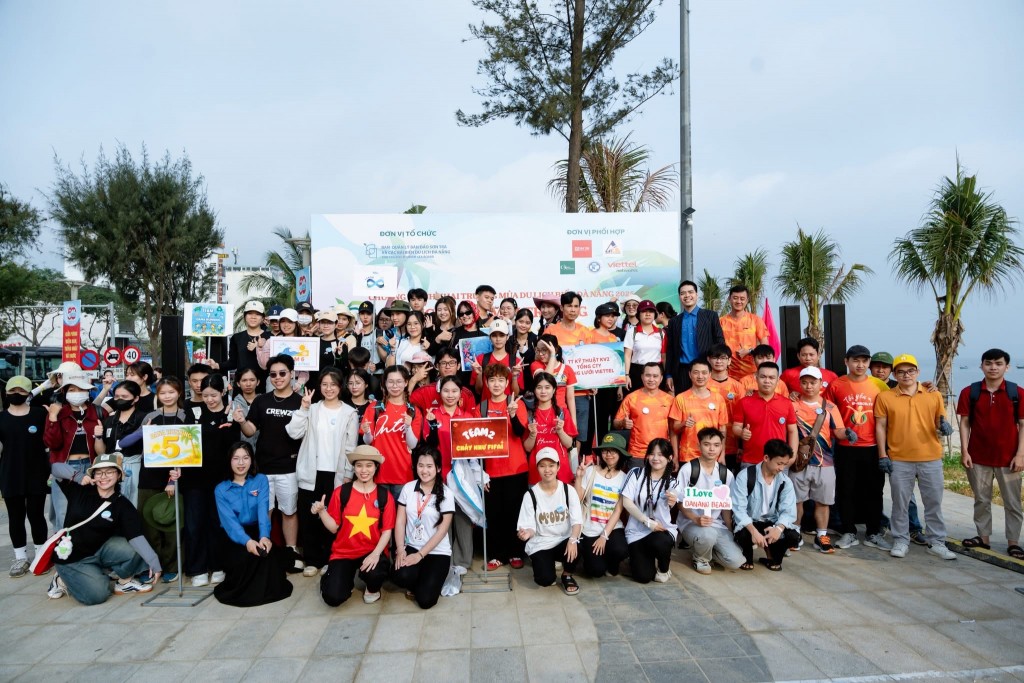 Các hoạt động hưởng ứng “Ngày Thứ bảy tình nguyện”, “Ngày Chủ nhật xanh”, chương trình “Lặn biển nhặt rác - Giải cứu san hô”
