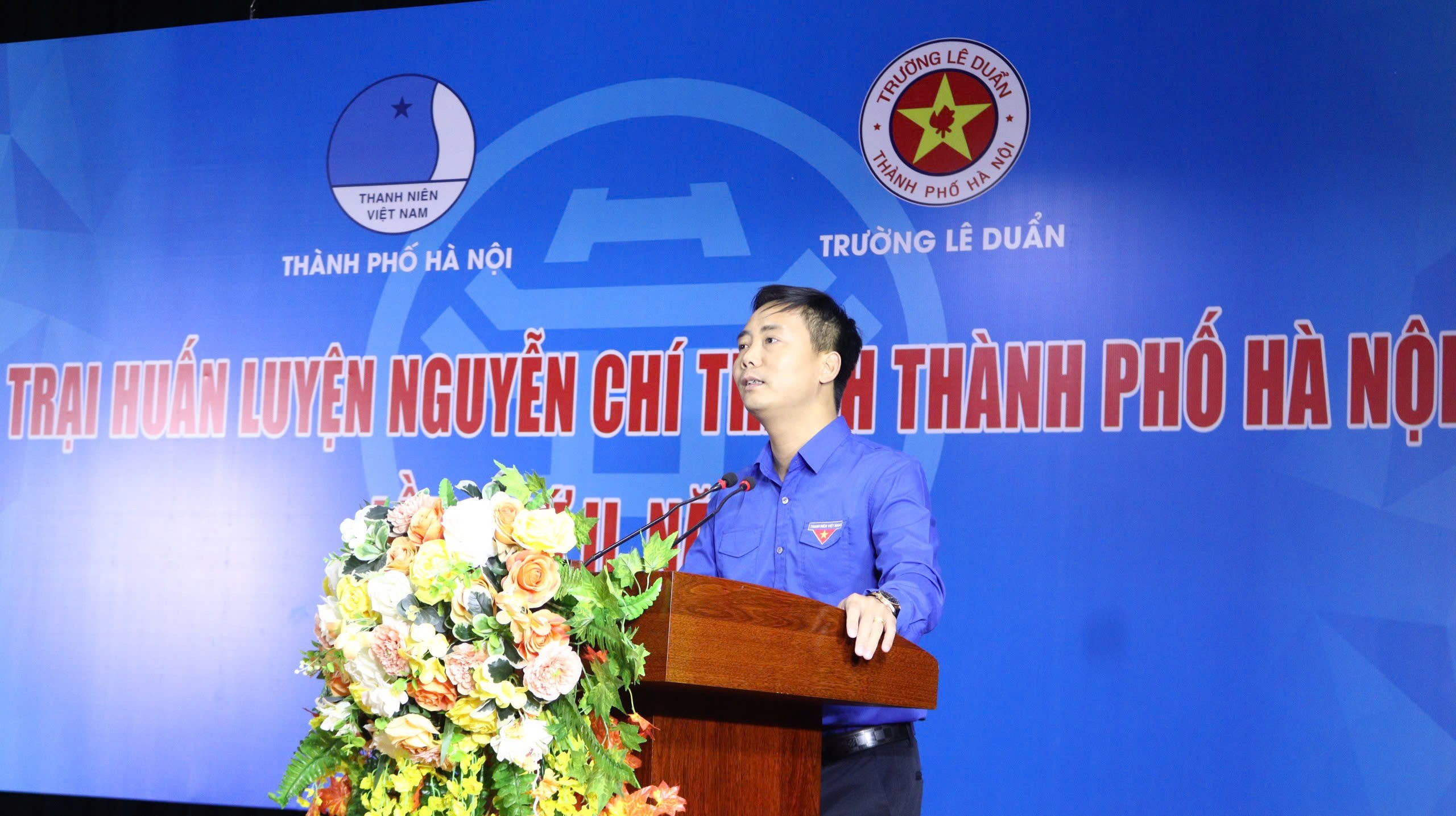 Anh Nguyễn Đức Tiến, UVBCH Trung ương Đoàn, Phó Bí thư Thường trực Thành đoàn, Chủ tịch Hội LHTN Việt Nam thành phố Hà Nội phát biểu tại lễ bế mạc. Anh Nguyễn Đức Tiến, UVBCH Trung ương Đoàn, Phó Bí thư Thường trực Thành đoàn, Chủ tịch Hội LHTN Việt Nam thành phố Hà Nội phát biểu tại lễ bế mạc.