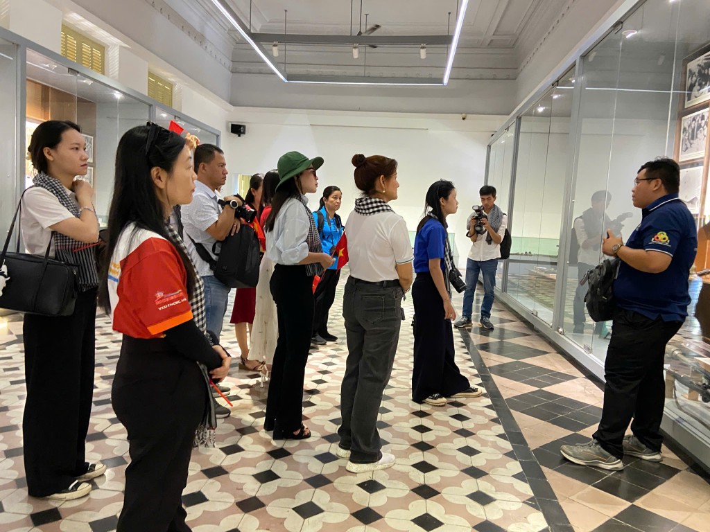 Nhiều bảo tàng