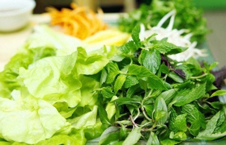 Gan tổn thương nghiêm trọng phải do thói quen ăn thực phẩm tái sống