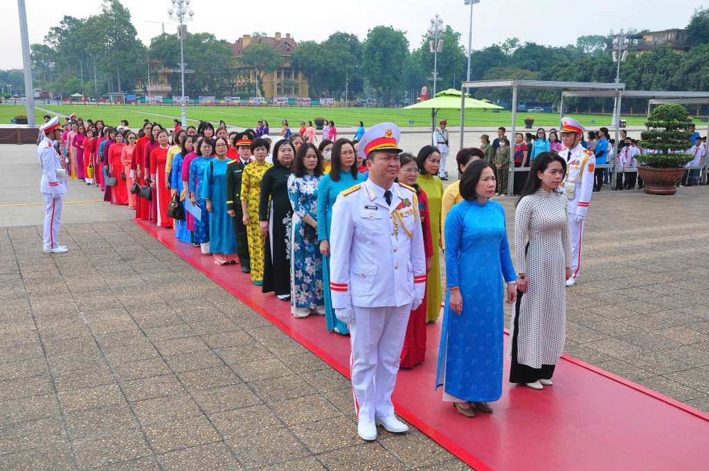Biểu dương 80 điển hình tiêu biểu phụ nữ Thủ đô làm theo lời Bác