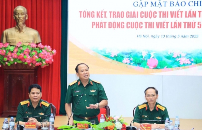30 tác phẩm đoạt giải về "Bảo vệ nền tảng tư tưởng của Đảng"