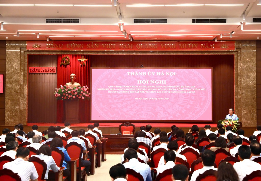 Hà Nội triển khai hướng dẫn sắp xếp, bố trí cán bộ phường, xã