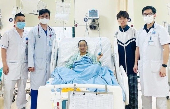 Thay huyết tương 4 lần cứu bệnh nhân ung thư bị suy gan cấp