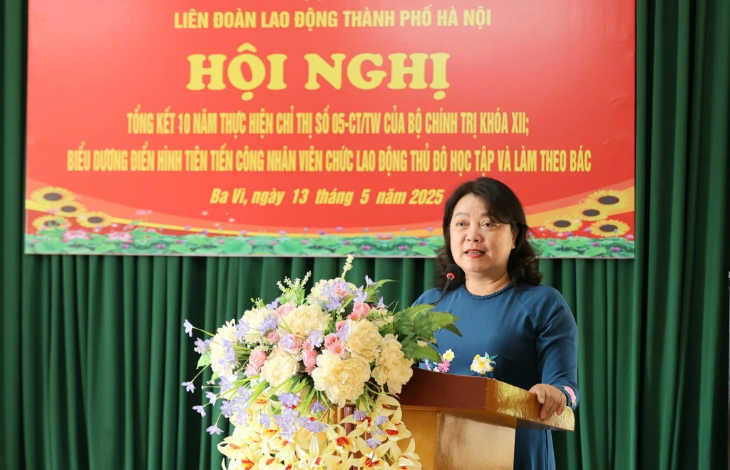 Công đoàn Thủ đô biểu dương 48 điển hình tiên tiến làm theo Bác