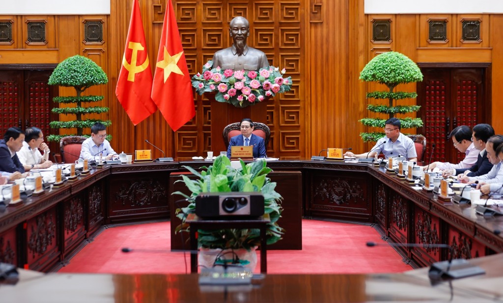 Thủ tướng Phạm Minh Chính chủ trì cuộc họp về kế hoạch hành động xây dựng và phát triển ngành ngoại giao tới năm 2030 và tầm nhìn 2045 - Ảnh: VGP/Nhật Bắc