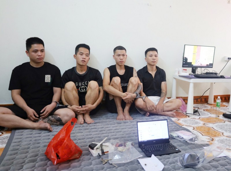 Các đối tượng tổ chức sử dụng trái phép chất ma tuý.
