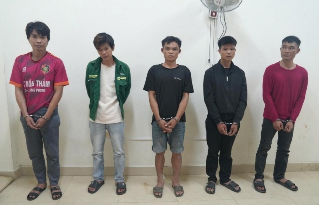 Nghệ An: Bắt nhóm 5 đối tượng trú tại huyện Quỳ Hợp, Yên Thành, Diễn Châu cướp tài sản