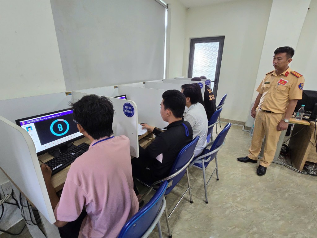 Cảnh sát giao thông TP Hồ Chí Minh chính thức tổ chức sát hạch lái xe