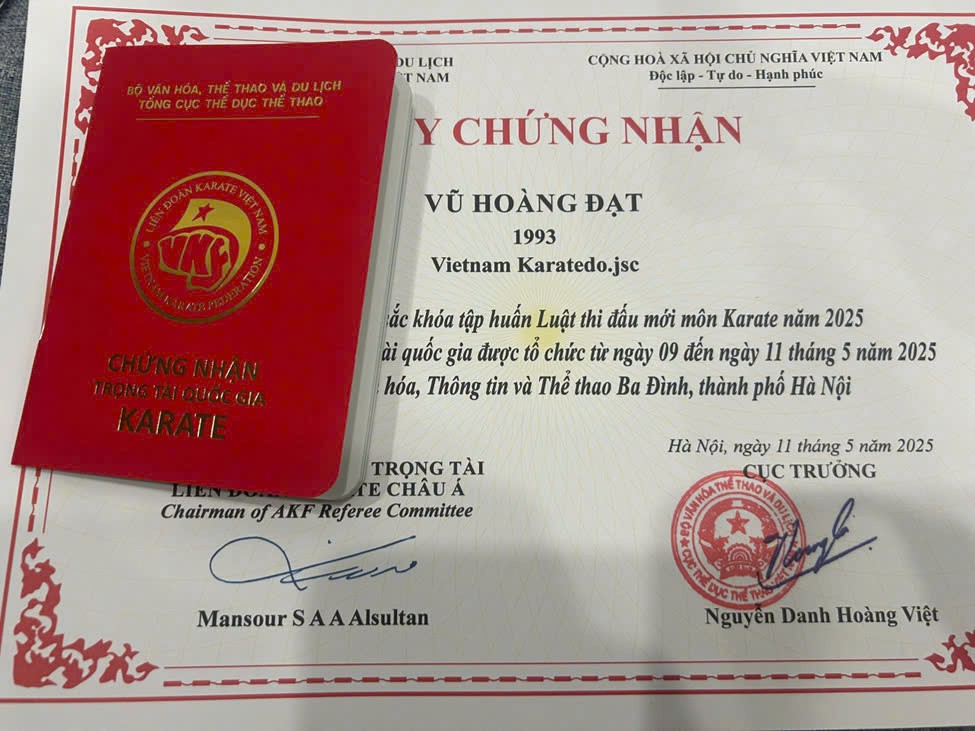 Giấy chứng nhận của anh Vũ Hoàng Đạt