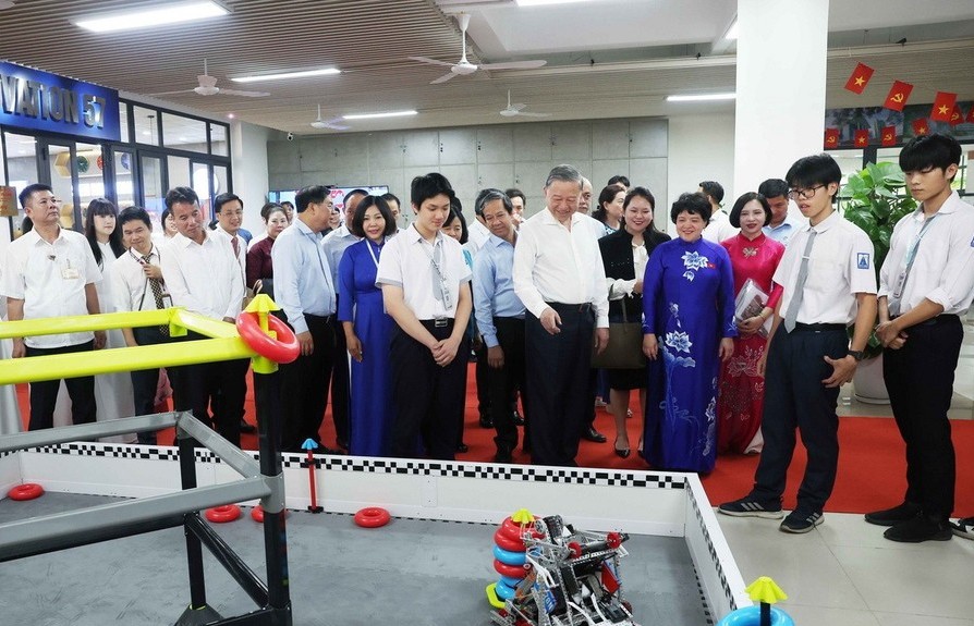 Nâng cao chất lượng nhà giáo, thúc đẩy chuyển đổi số và hội nhập