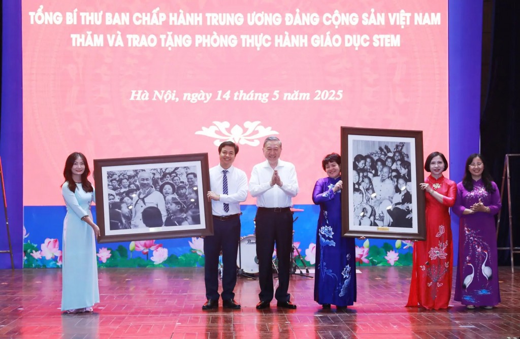 Tổng Bí thư Tô Lâm thăm, động viên ngành Giáo dục và Đào tạo Thủ đô