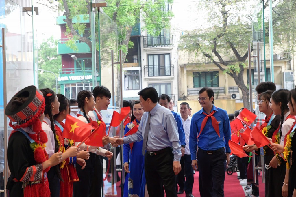 Chủ tịch nước Lương Cường chia vui tại Đại hội Cháu ngoan Bác Hồ