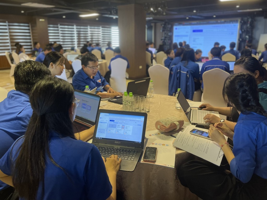 Thực tế hiện nay nhiều doanh nghiệp tư nhân đang thiếu trầm trọng lao động có kỹ năng, đặc biệt trong các lĩnh vực công nghệ cao, marketing số, quản trị tài chính