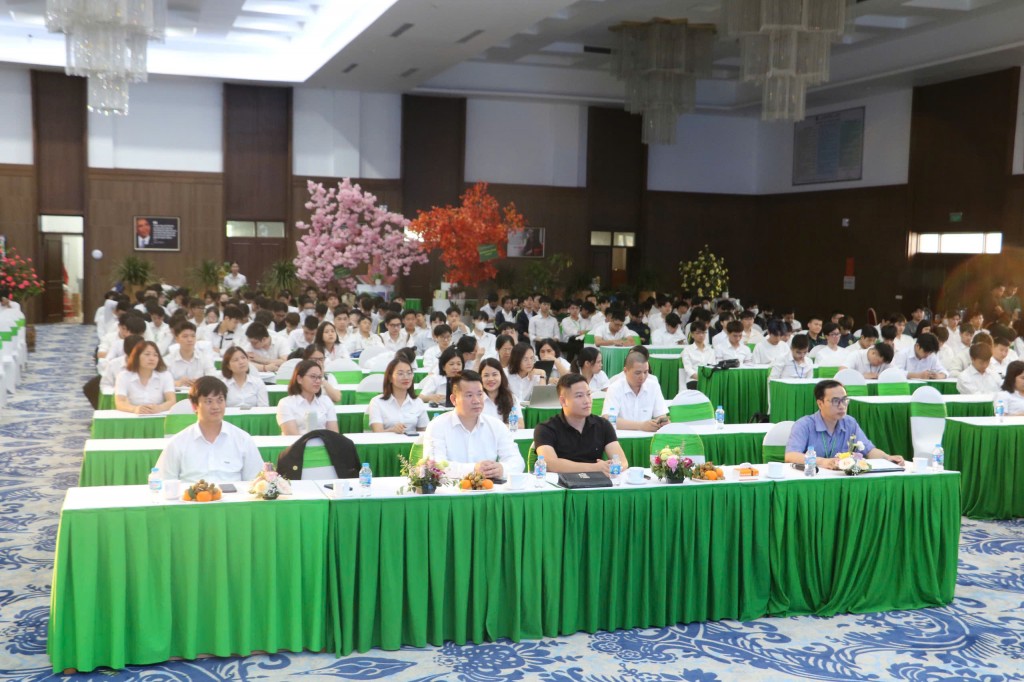 AI và phát triển bền vững: Luồng gió mới cho đào tạo công nghệ thông tin