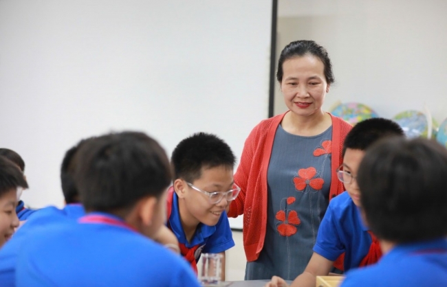 Dự kiến điều chỉnh chế độ trả lương dạy thêm giờ với nhà giáo