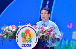 Các cháu là niềm tự hào, hy vọng, là tương lai tươi sáng
