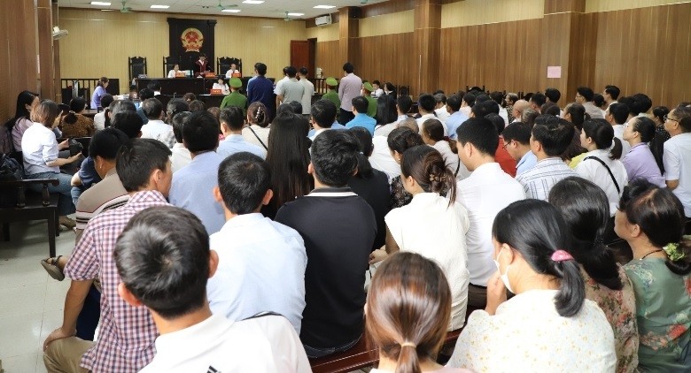 Thanh Hoá: Cựu Chủ tịch UBND huyện Quảng Xương và đồng phạm hầu tòa