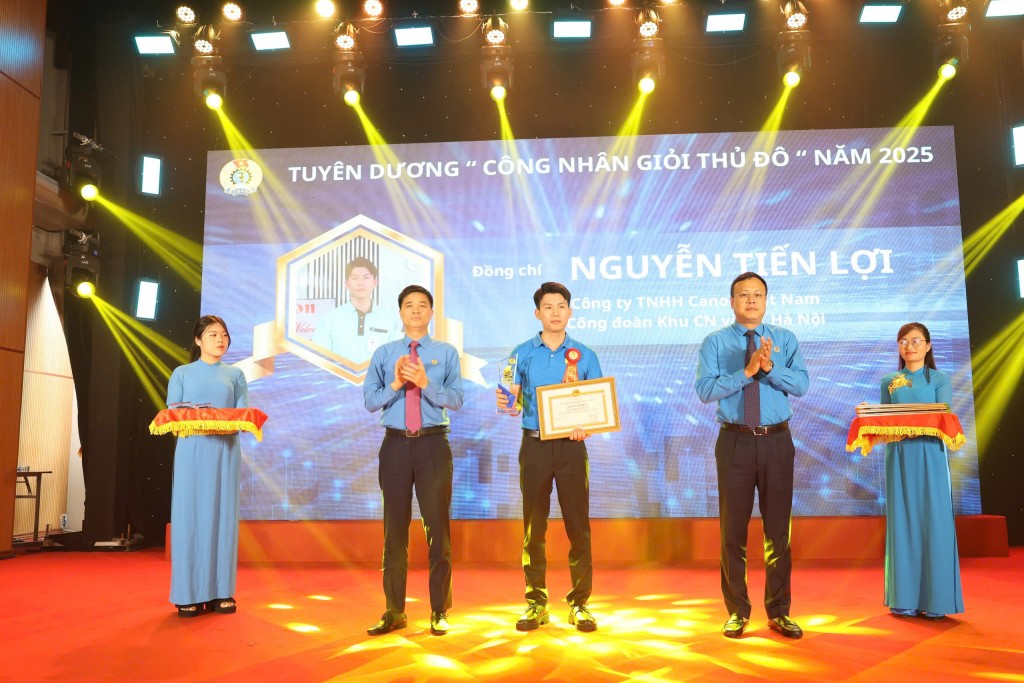 Biểu dương 100 Công nhân giỏi Thủ đô năm 2025