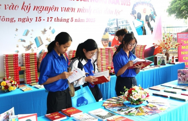 Đắk Nông: Khai mạc Ngày hội Sách và Văn hóa đọc năm 2025