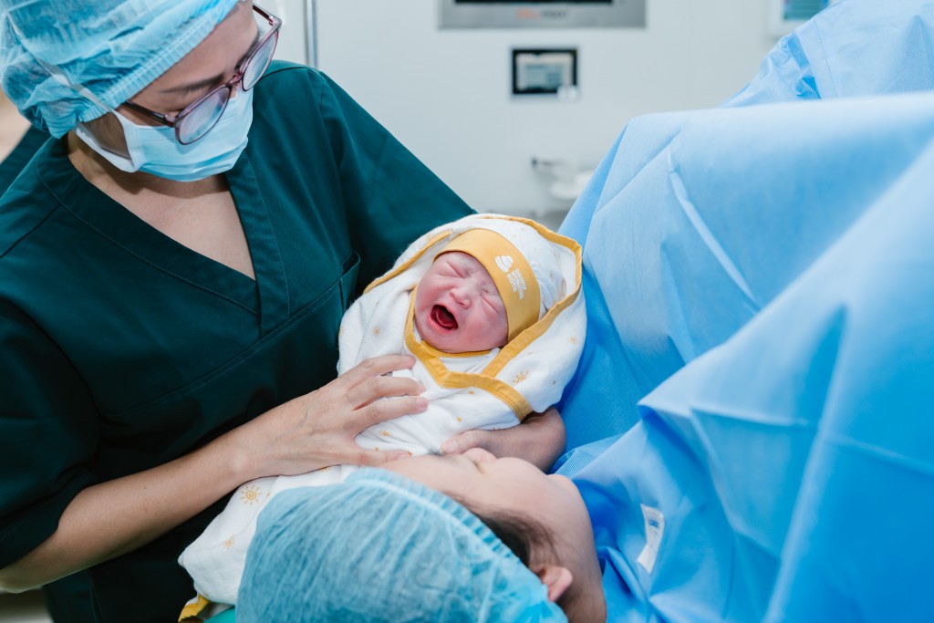 Ánh Dương - tên gọi được gia đình ưu ái đặt khi là em bé đầu tiên tại Bệnh viện Mặt Trời - Ảnh Bệnh viện Mặt Trời cung cấp