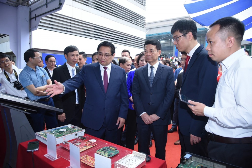 Thủ tướng làm Trưởng Ban Chỉ đạo của Chính phủ về phát triển khoa học, công nghệ, đổi mới sáng tạo, chuyển đổi số
