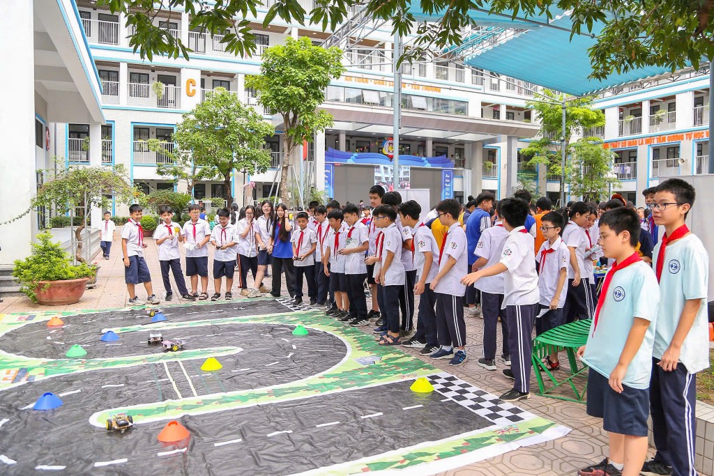 Nhấn vào ảnh để phóng to Sôi động ngày hội STEM - bứt phá cùng khoa học