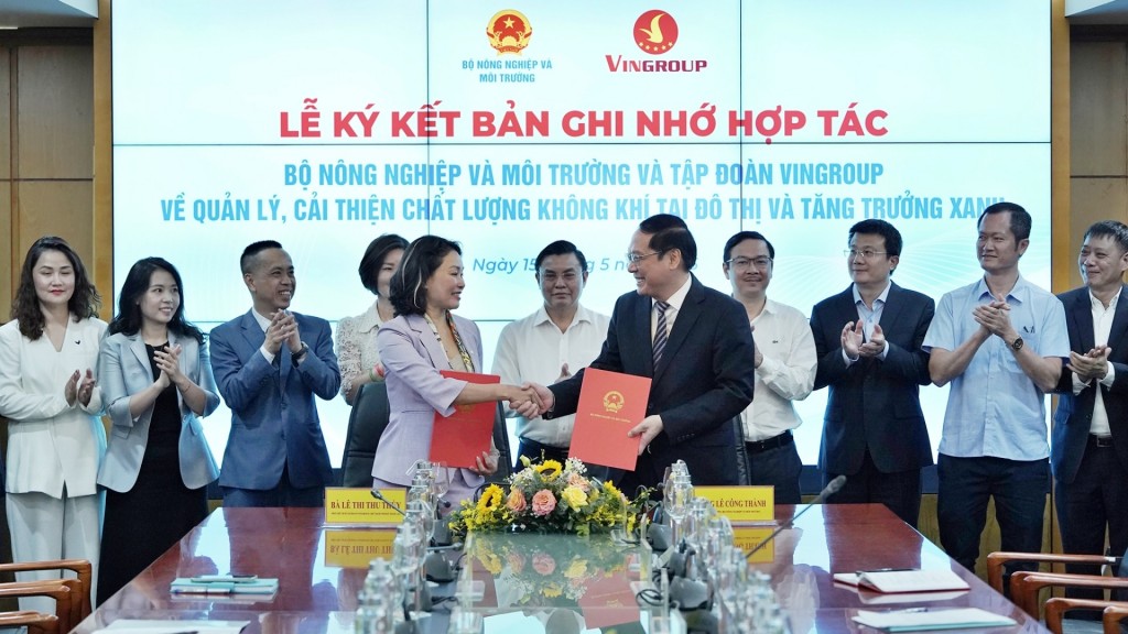 Vingroup hợp tác cùng Bộ Nông nghiệp và Môi trường đẩy mạnh tăng trưởng xanh, giao thông bền vững