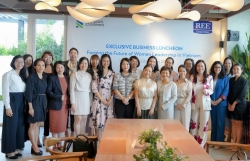 Standard Chartered hợp tác với REE thúc đẩy vai trò lãnh đạo hòa nhập và bình đẳng giới tại Việt Nam